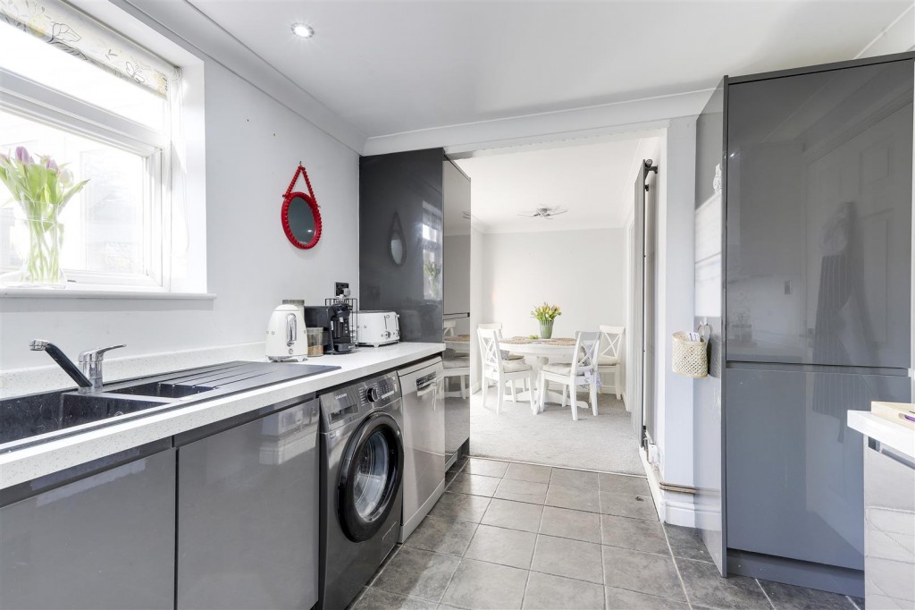 Maidens Dale, Arnold, Nottinghamshire, NG5 8LQ