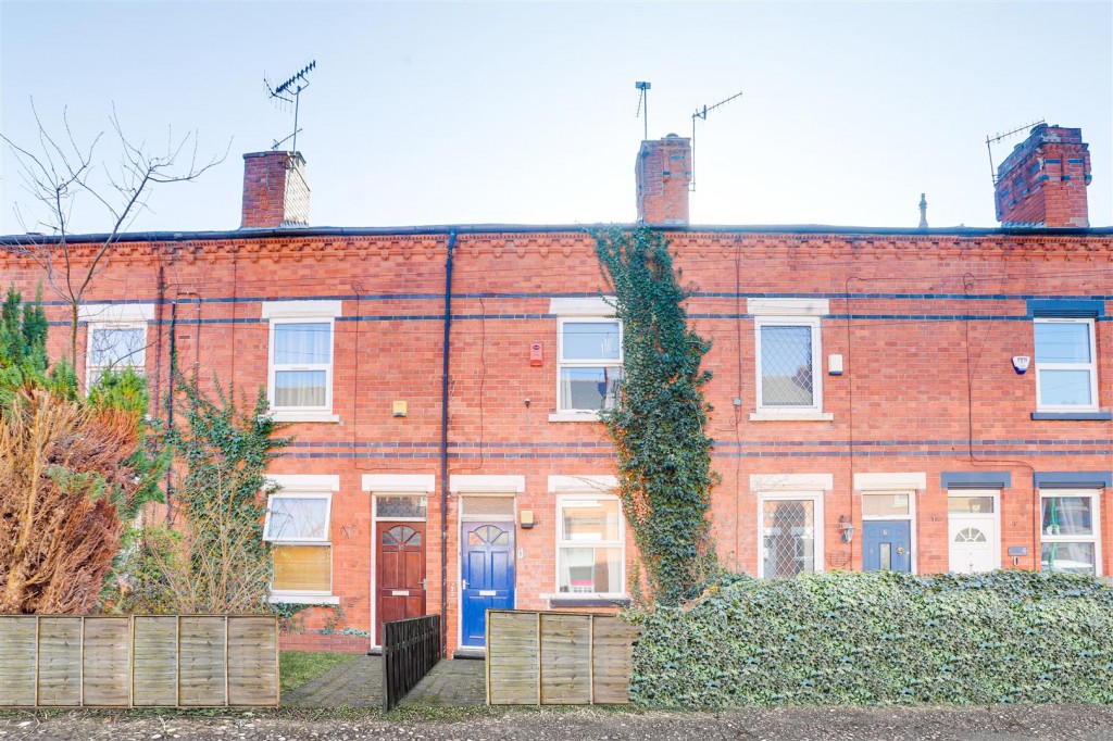 Wilton Terrace, Basford, Nottinghamshire, NG6 0EQ