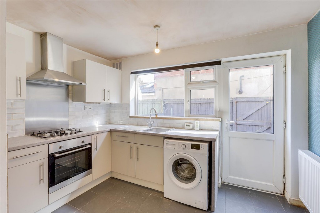 Wilton Terrace, Basford, Nottinghamshire, NG6 0EQ