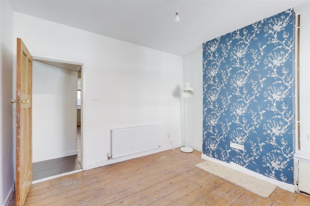 Wilton Terrace, Basford, Nottinghamshire, NG6 0EQ