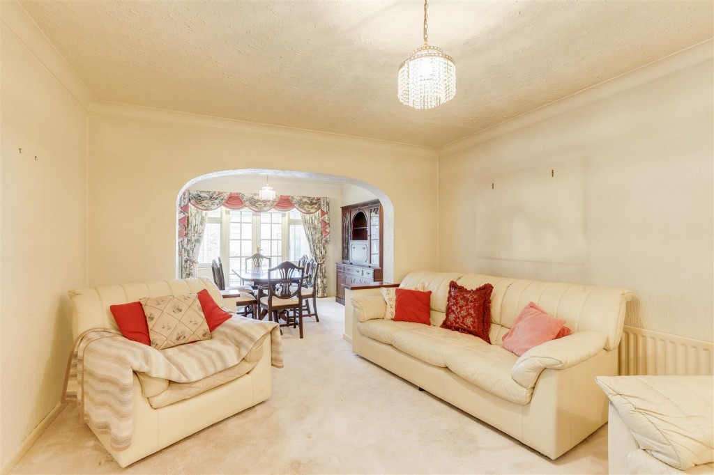 Owen Avenue, Long Eaton, Nottinghamshire, NG10 2FS