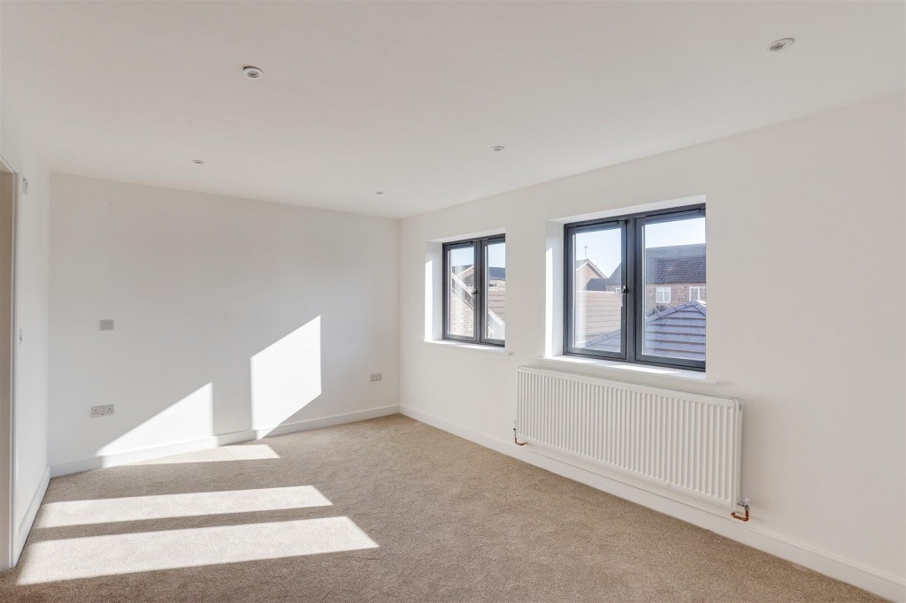 Marsham Drive, Arnold, Nottinghamshire, NG5 6TB
