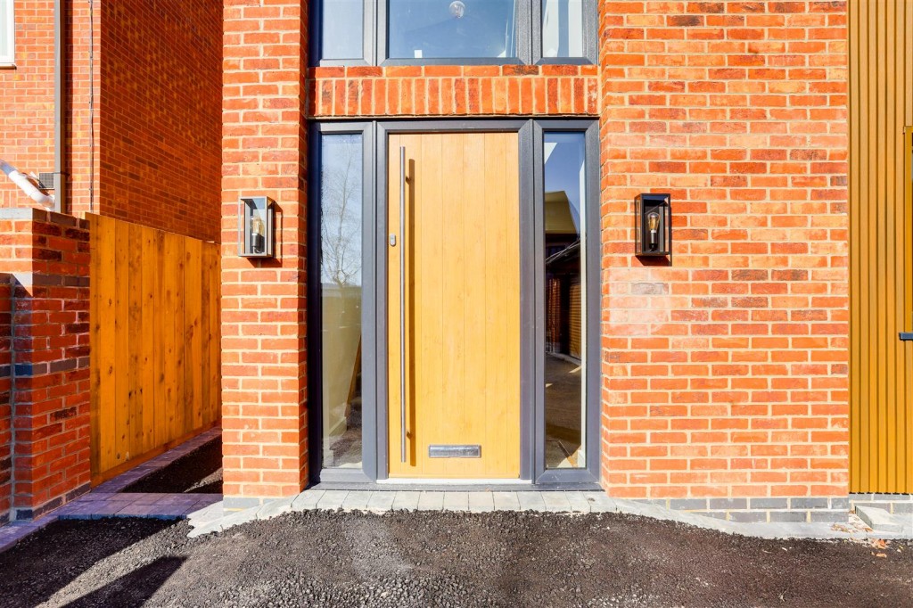 Marsham Drive, Arnold, Nottinghamshire, NG5 6TB