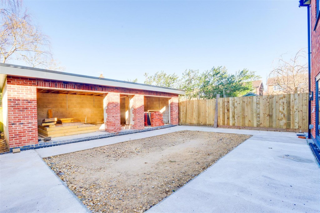 Marsham Drive, Arnold, Nottinghamshire, NG5 6TB