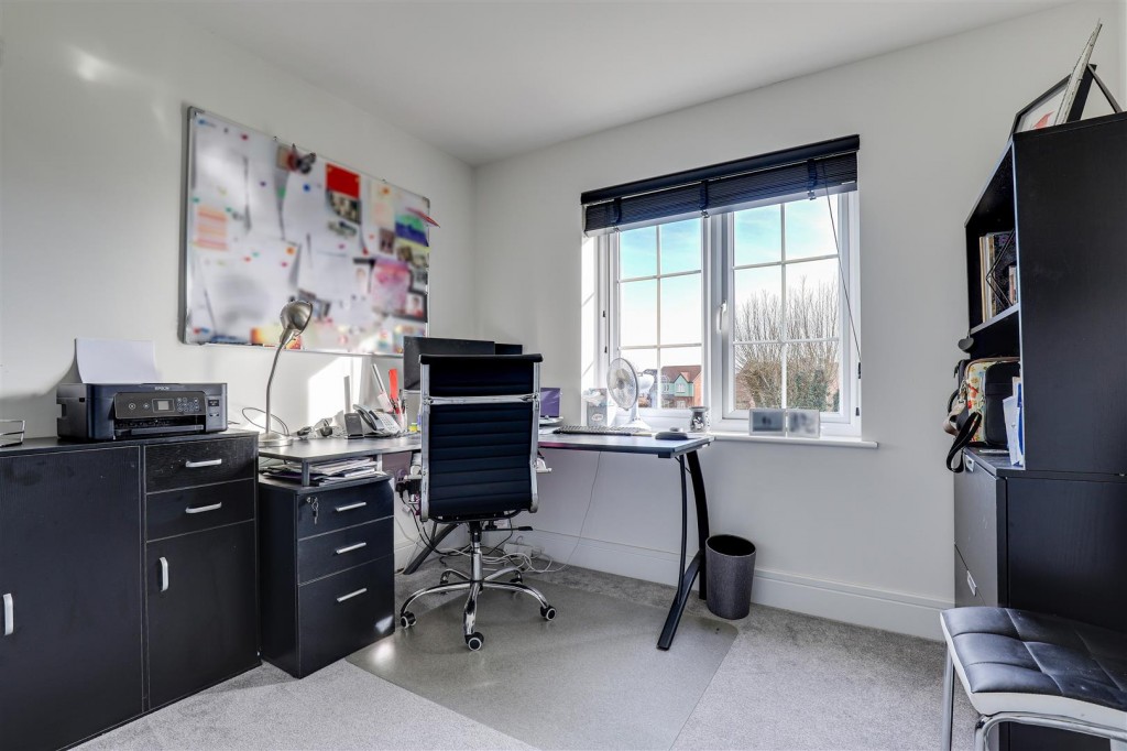 Yarnsworth Road, Newark, Nottinghamshire, NG24 3WL