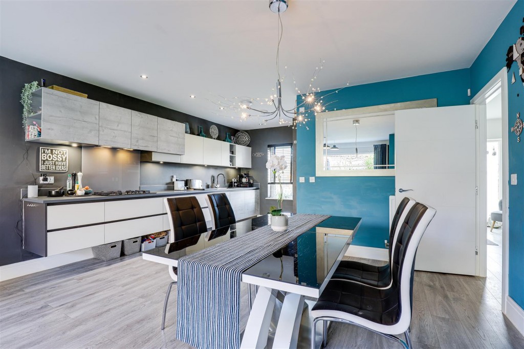 Yarnsworth Road, Newark, Nottinghamshire, NG24 3WL