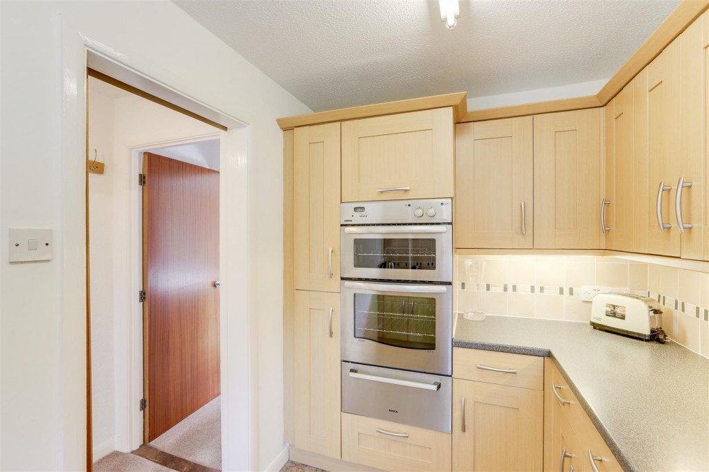 Dale Close, West Bridgford, Nottinghamshire, NG2 6LH