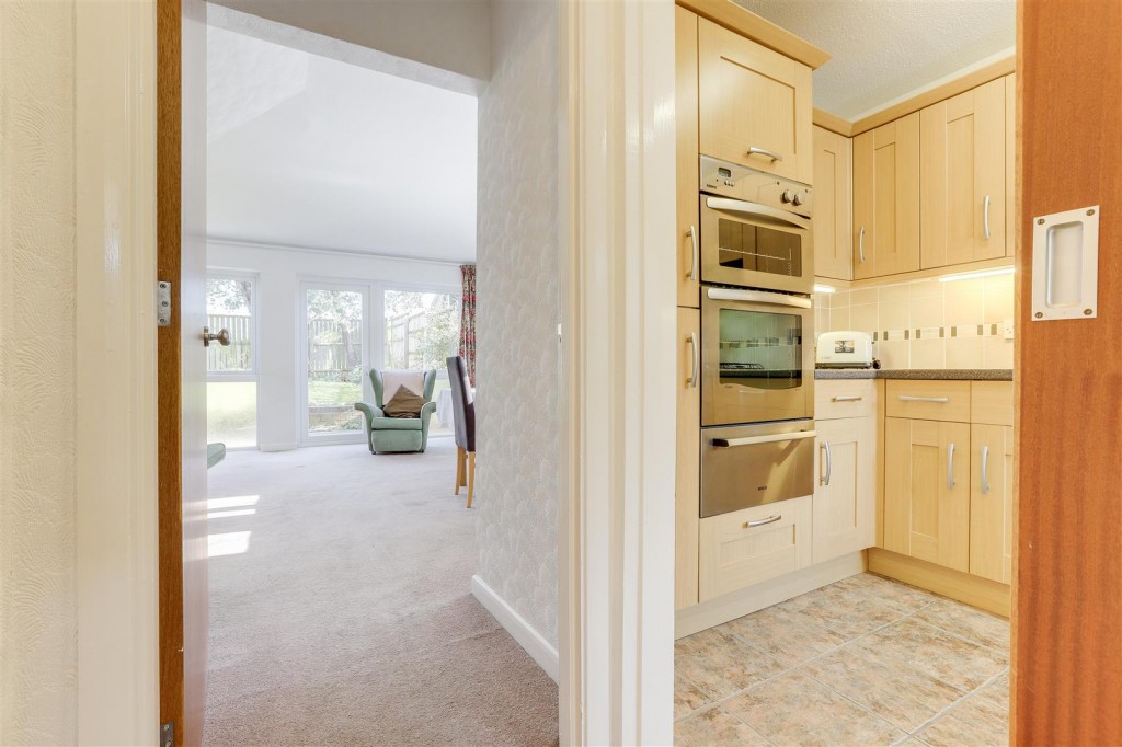 Dale Close, West Bridgford, Nottinghamshire, NG2 6LH