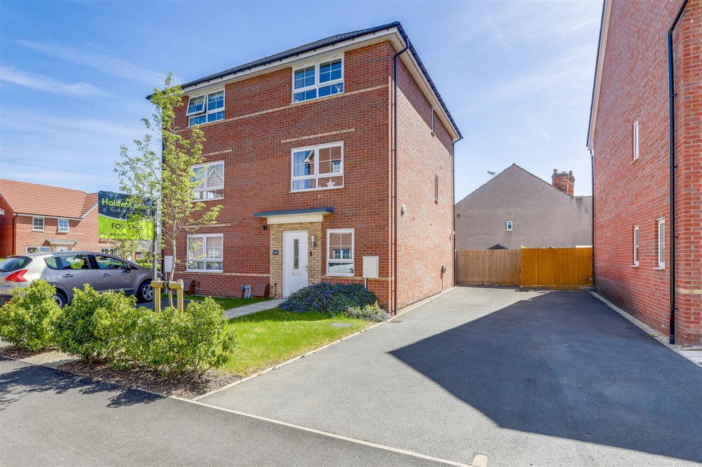 Regeneration Way, Beeston, Nottinghamshire, NG9 1NJ