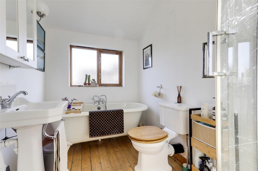 Caythorpe Crescent, Sherwood, Nottinghamshire, NG5 3DL