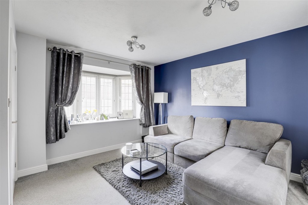 Longfellows Close, Nottingham, Nottinghamshire, NG5 5UD
