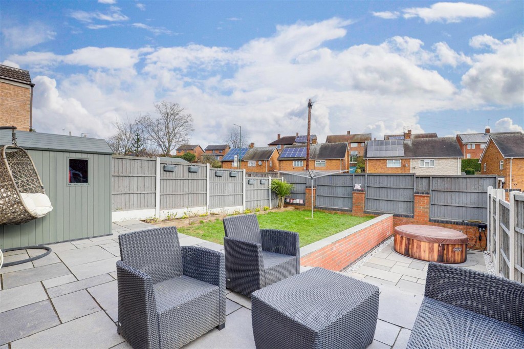 Longfellows Close, Nottingham, Nottinghamshire, NG5 5UD