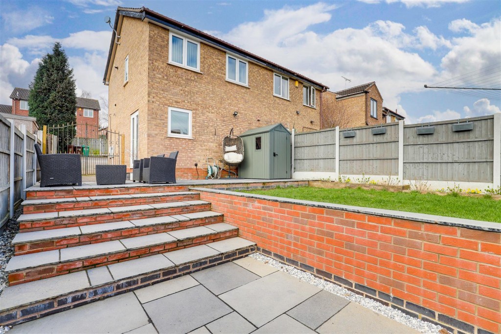 Longfellows Close, Nottingham, Nottinghamshire, NG5 5UD