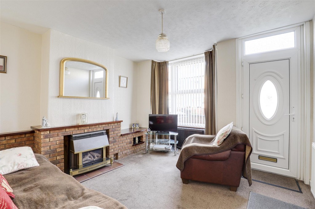 Linby Avenue, Hucknall, Nottinghamshire, NG15 7TT