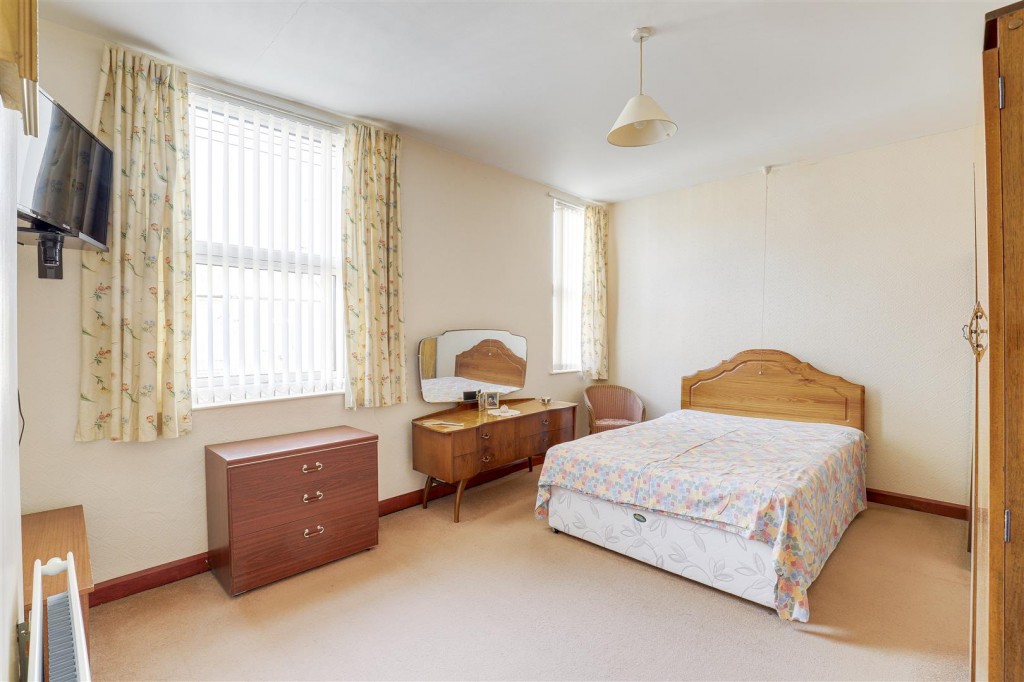 Linby Avenue, Hucknall, Nottinghamshire, NG15 7TT