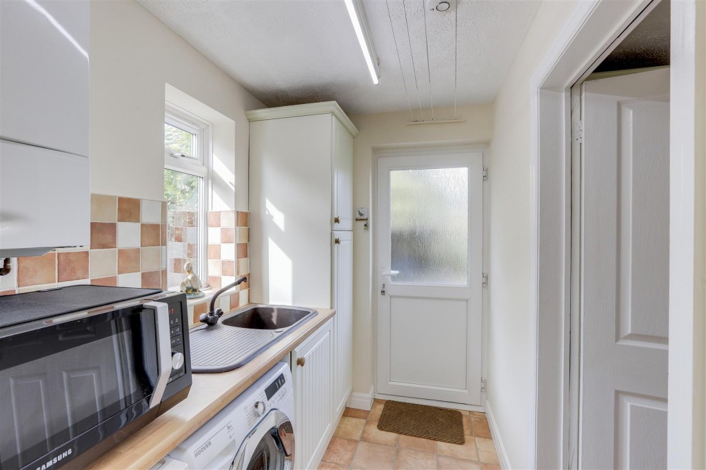 Pool Meadow, Colwick, Nottinghamshire, NG4 2DF