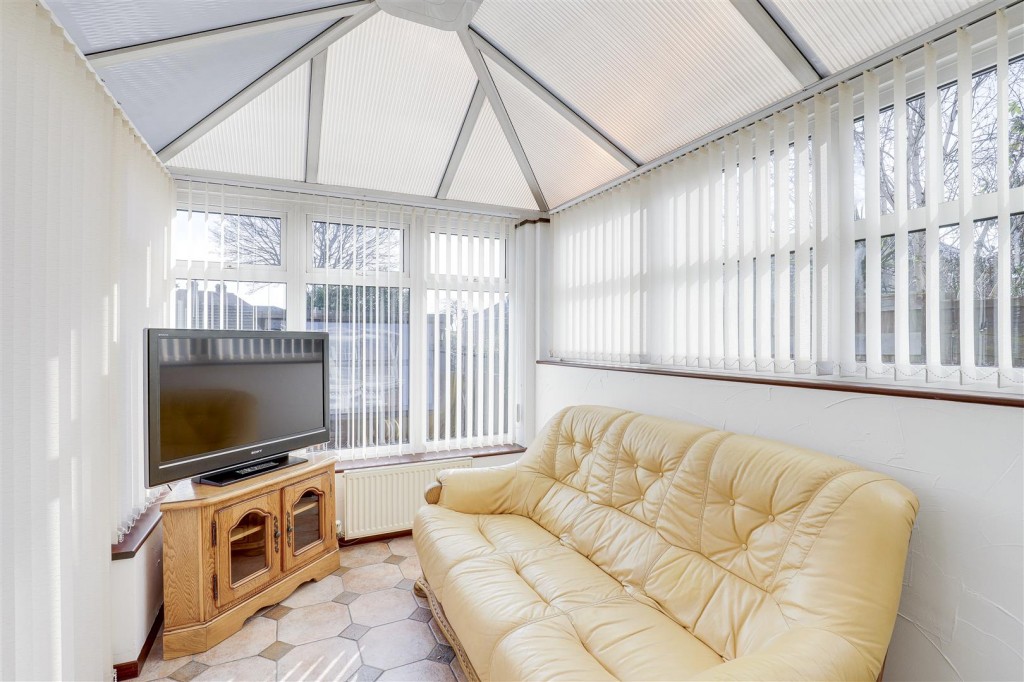 Sheldon Close, Long Eaton, Derbyshire, NG10 4GH