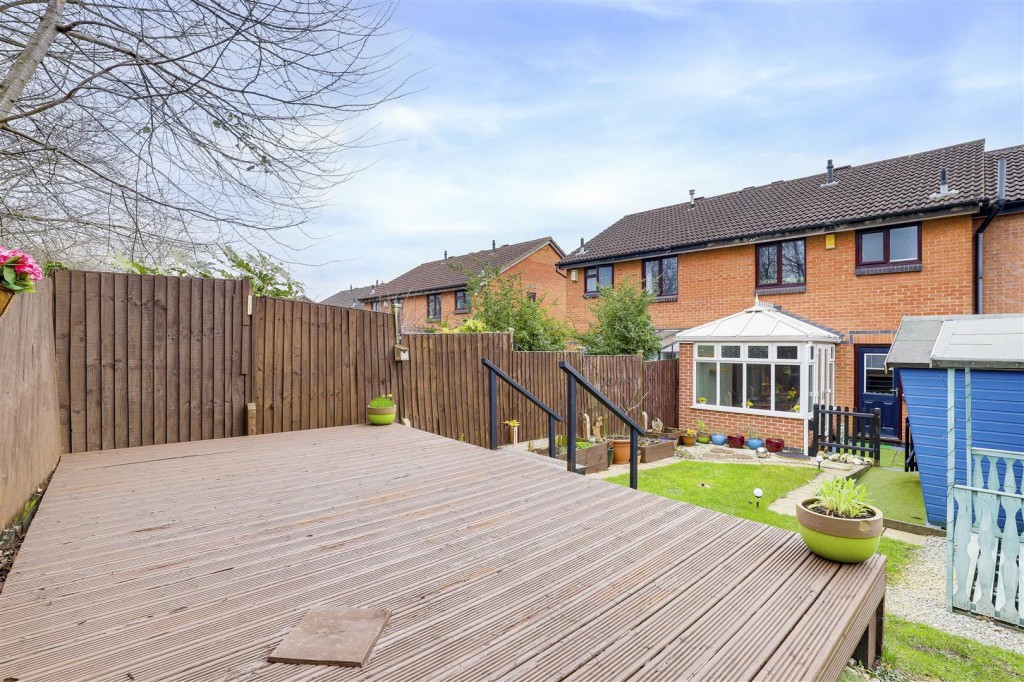 Crawford Close, Wollaton, Nottinghamshire, NG8 2AZ