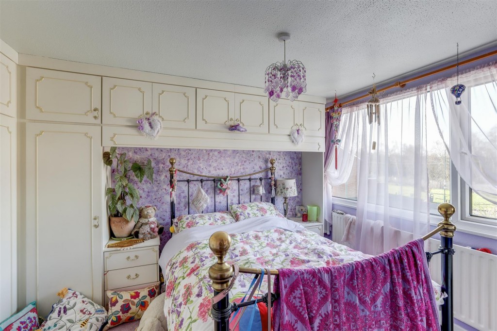 Deptford Crescent, Bulwell, Nottinghamshire, NG6 9DL