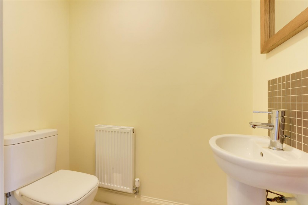 Hitchen Road, Long Eaton, Derbyshire, NG10 3SB