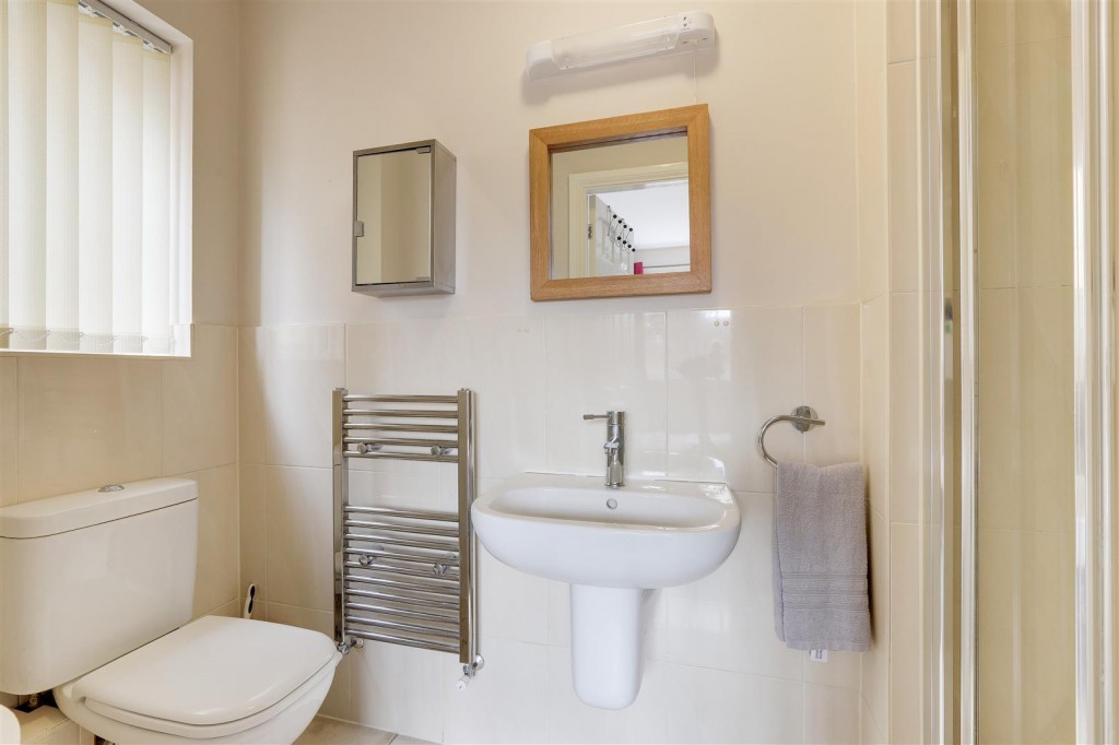 Hitchen Road, Long Eaton, Derbyshire, NG10 3SB
