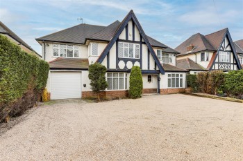 Derby Road, Beeston, Nottinghamshire, NG9 3AP