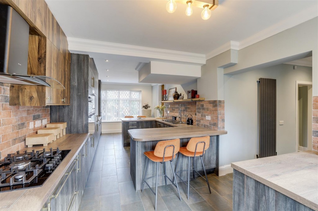 Derby Road, Beeston, Nottinghamshire, NG9 3AP