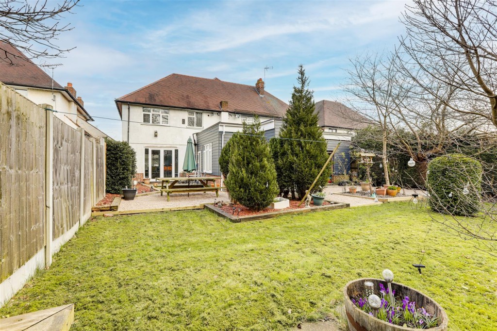 Derby Road, Beeston, Nottinghamshire, NG9 3AP