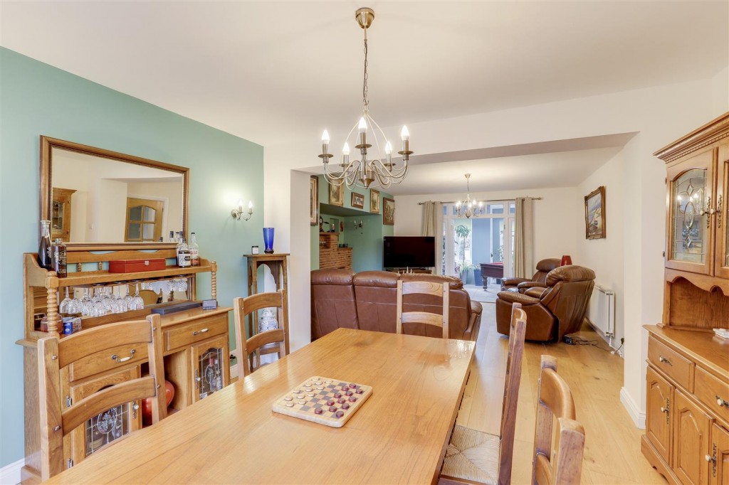 Derby Road, Beeston, Nottinghamshire, NG9 3AP