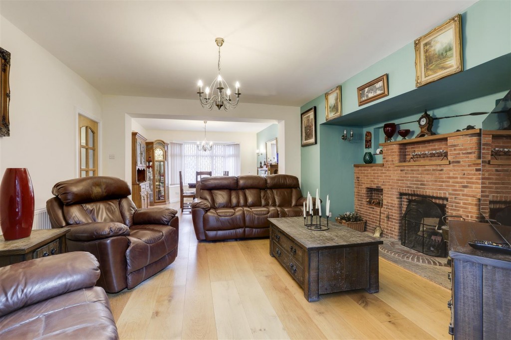 Derby Road, Beeston, Nottinghamshire, NG9 3AP