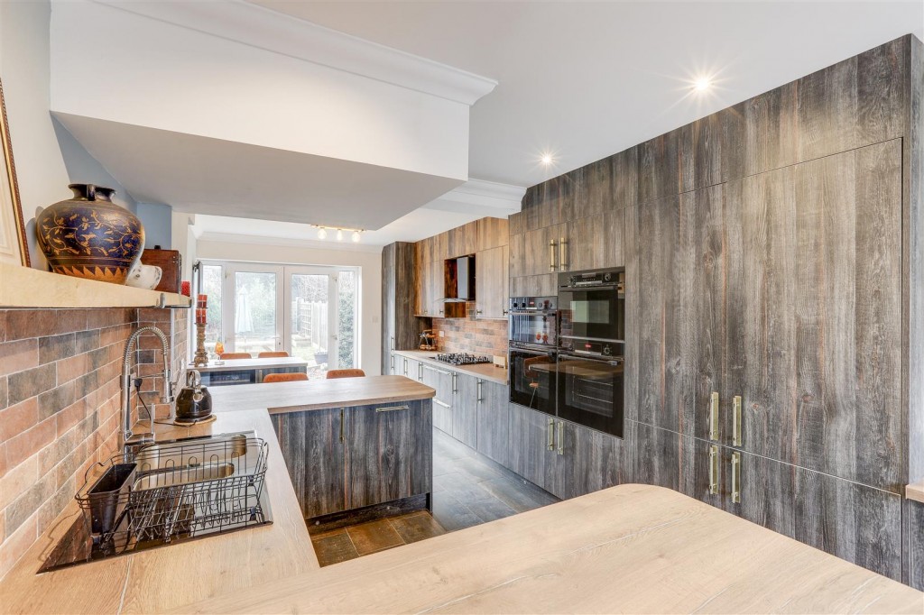 Derby Road, Beeston, Nottinghamshire, NG9 3AP