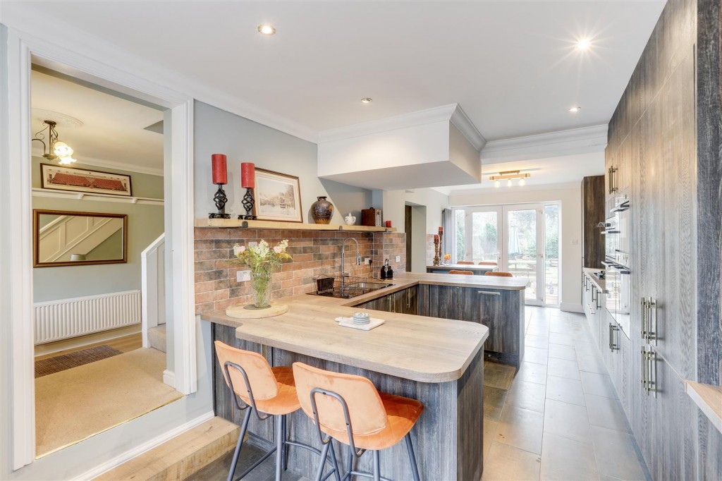 Derby Road, Beeston, Nottinghamshire, NG9 3AP