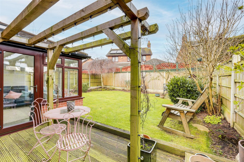 Chedington Avenue, Mapperley, Nottinghamshire, NG3 5SG