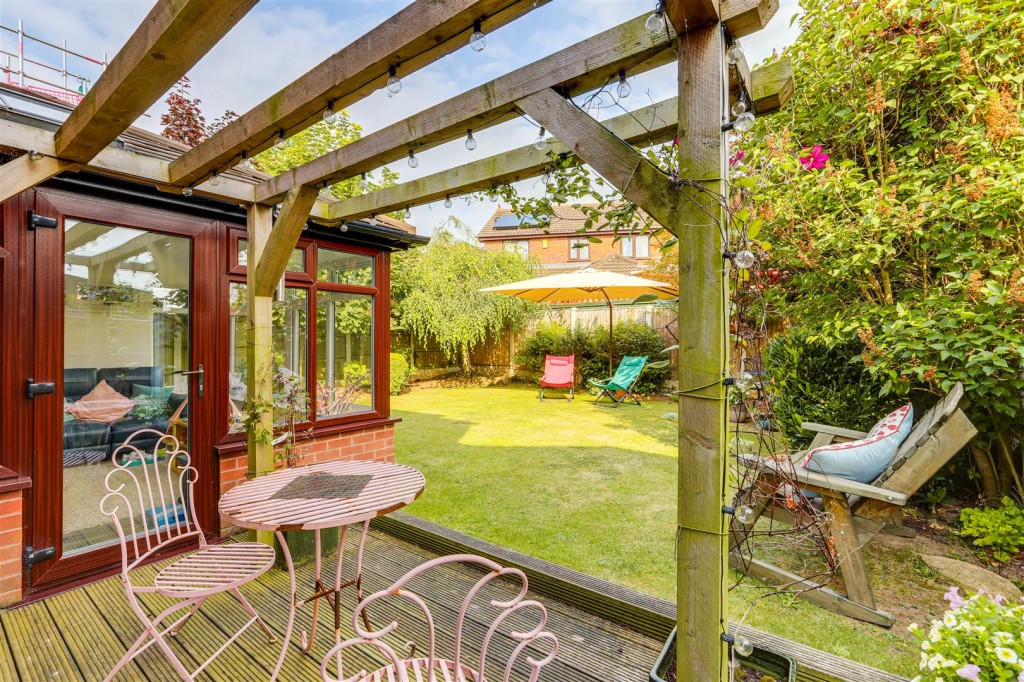 Chedington Avenue, Mapperley, Nottinghamshire, NG3 5SG