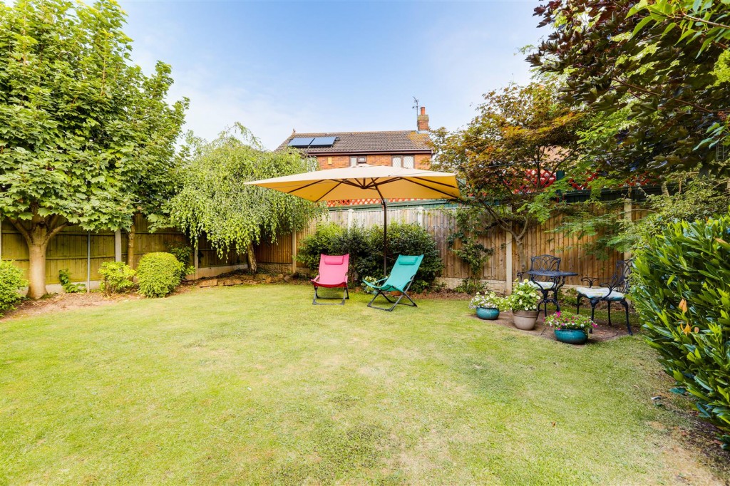 Chedington Avenue, Mapperley, Nottinghamshire, NG3 5SG