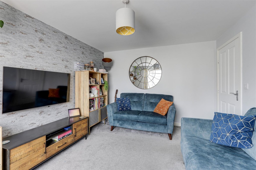 Magenta Way, Burton Joyce, Nottinghamshire, NG14 5HH