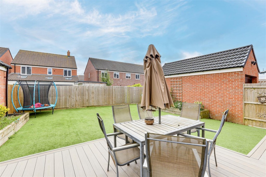 Magenta Way, Burton Joyce, Nottinghamshire, NG14 5HH
