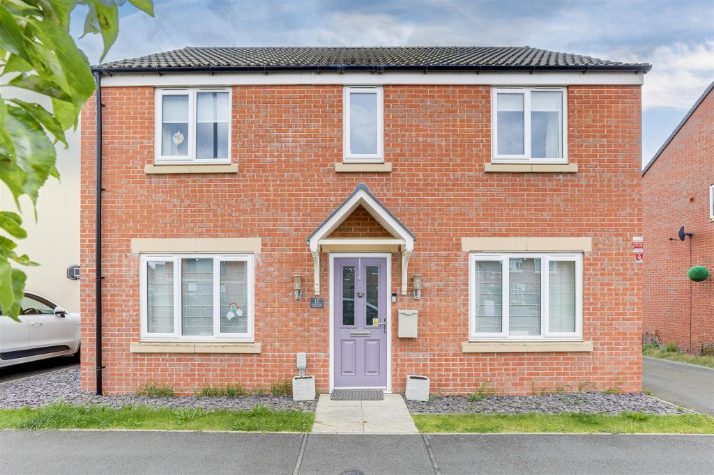 Magenta Way, Burton Joyce, Nottinghamshire, NG14 5HH