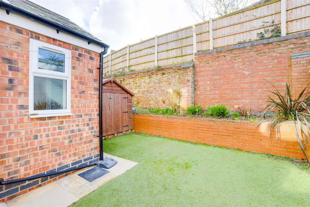 Percival Road, Sherwood, Nottinghamshire, NG5 2EZ