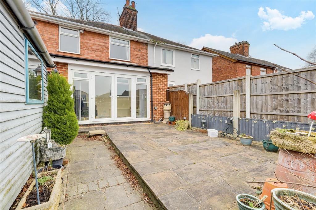 Central Avenue, Hucknall, Nottinghamshire, NG15 7JH