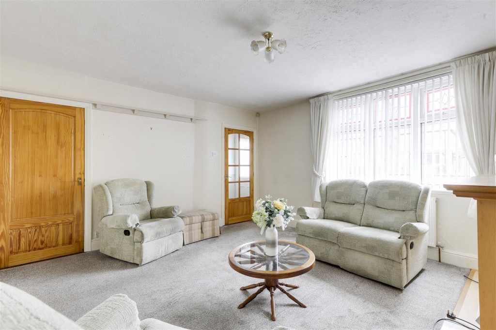Central Avenue, Hucknall, Nottinghamshire, NG15 7JH