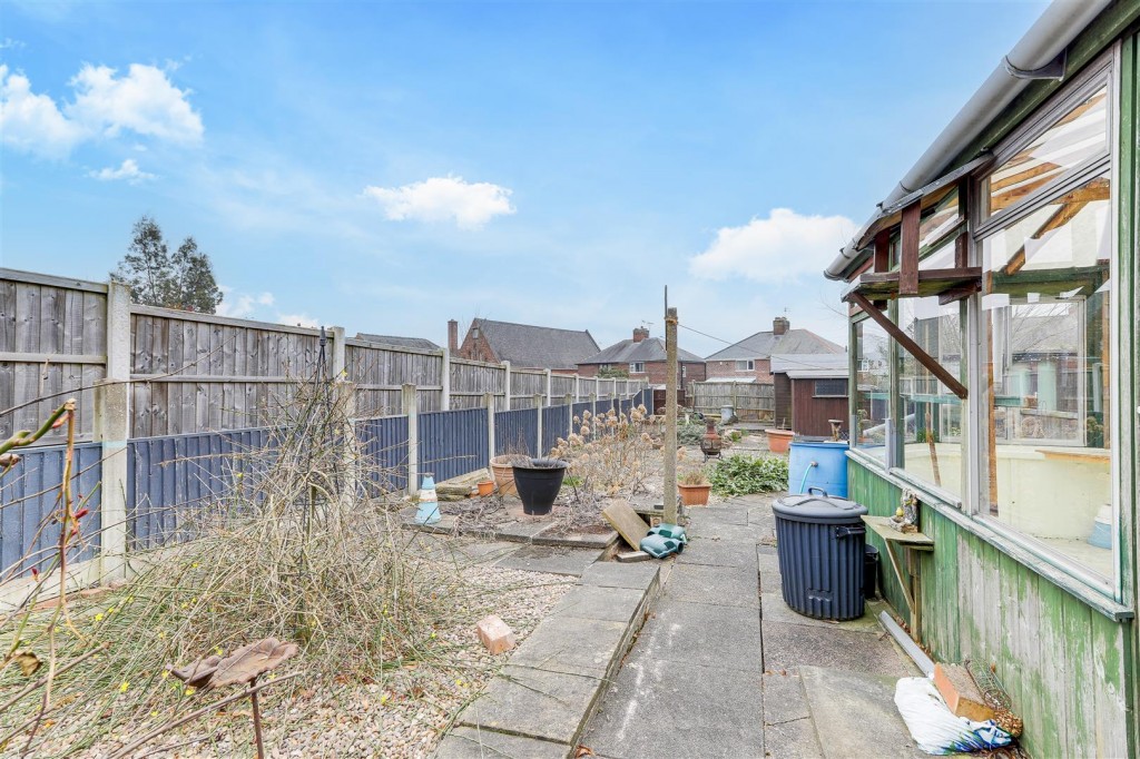 Central Avenue, Hucknall, Nottinghamshire, NG15 7JH