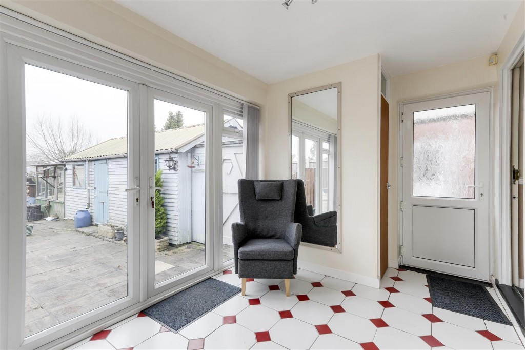 Central Avenue, Hucknall, Nottinghamshire, NG15 7JH