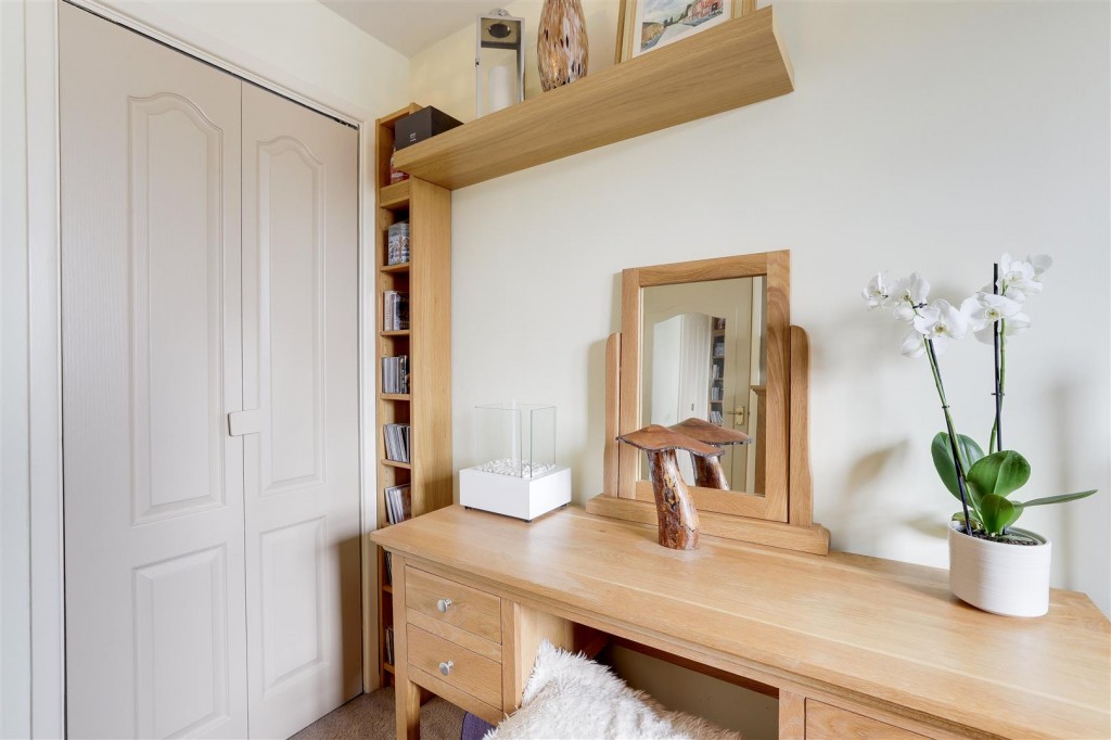Deer Park Drive, Arnold, Nottinghamshire, NG5 8SA
