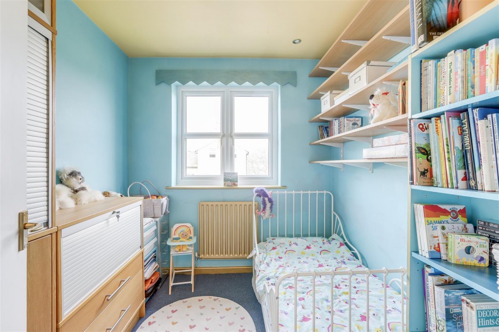 Deer Park Drive, Arnold, Nottinghamshire, NG5 8SA