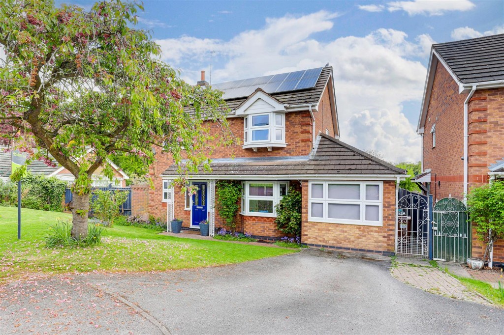 Deer Park Drive, Arnold, Nottinghamshire, NG5 8SA