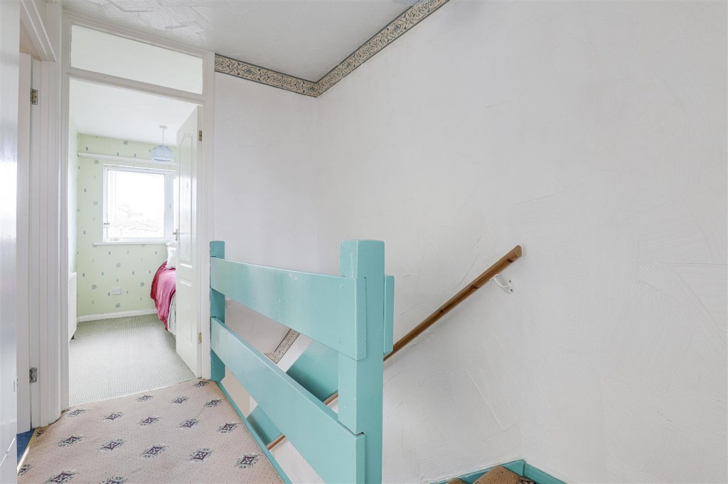 Bramble Drive, Carlton, Nottinghamshire, NG3 6NE