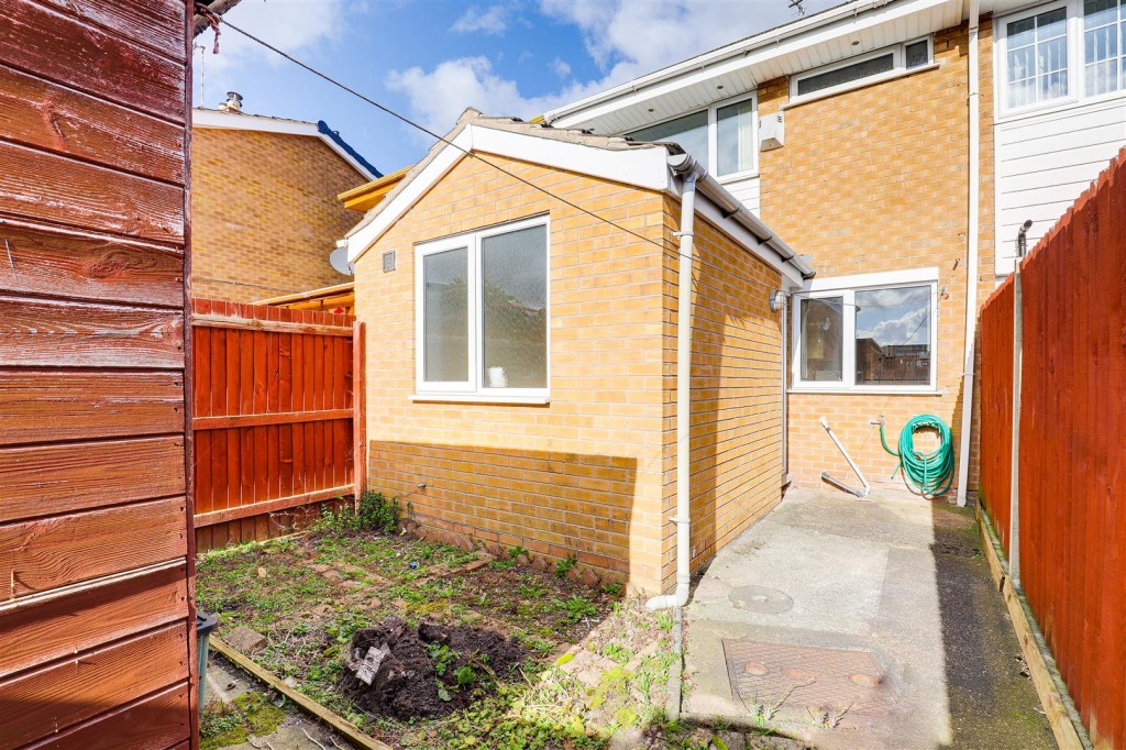 Bramble Drive, Carlton, Nottinghamshire, NG3 6NE