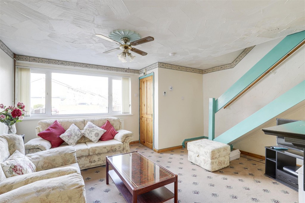 Bramble Drive, Carlton, Nottinghamshire, NG3 6NE
