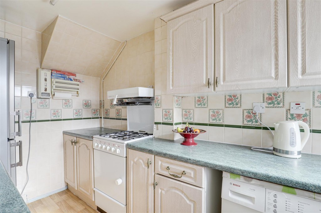Bramble Drive, Carlton, Nottinghamshire, NG3 6NE